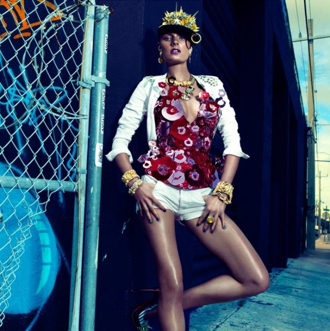 Констанс Яблонски (Constance Jablonski) в фотосессии для журнала «Numero»