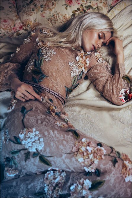 Эбби Ли Кершоу (Abbey Lee Kershaw) в фотосессии для журнала «Vogue»