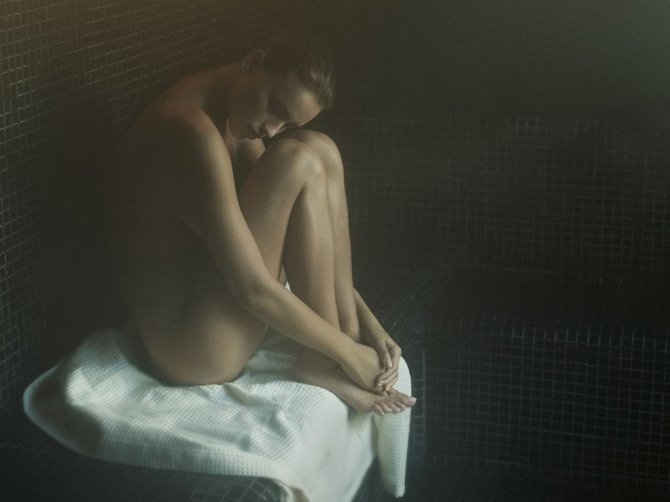Ирина Шайк (Irina Shayk) разделась для Germaine De Capuccini