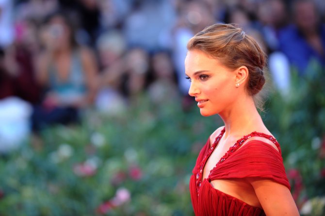 Натали Портман (Natalie Portman) на премьере фильма «Чёрный лебедь» в Венеции