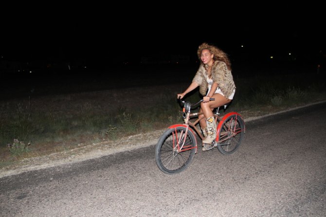 Приватные фотографии Бейонсе Ноулз (Beyonce Knowles)