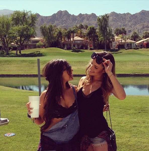 Сексуальные девушки с фестиваля "Coachella 2013"