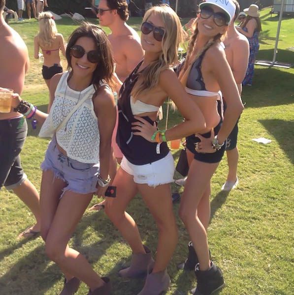 Сексуальные девушки с фестиваля "Coachella 2013"
