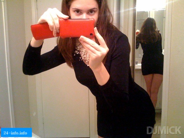 Девушки фоткают себя