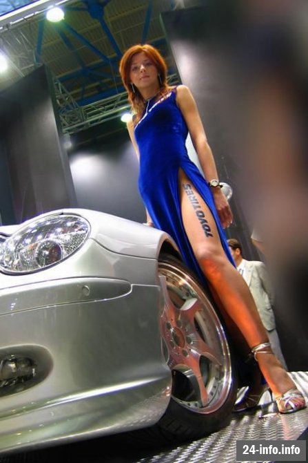 Автошоу - машины = девушки?