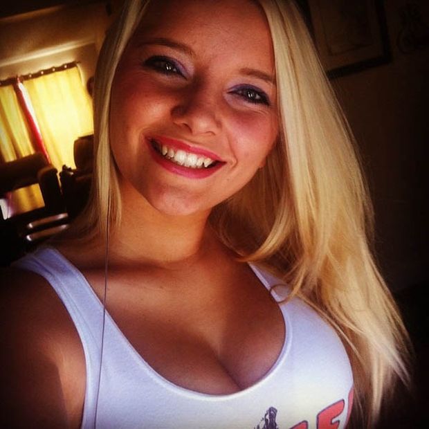 Девушки из ресторана Hooters в Instagram