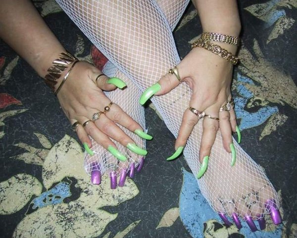 Длинные ногти