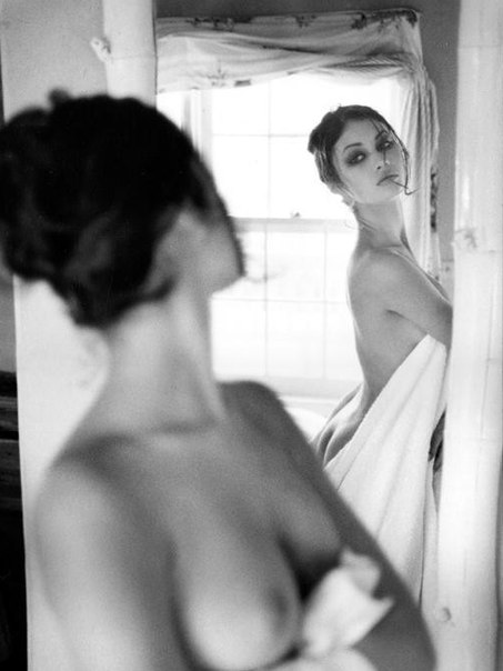 Ольга Куриленко Голая - Olga Kurylenko Nude