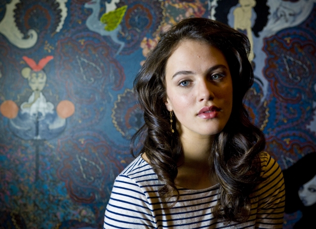 Джессика Браун-Финдли Голая - Jessica Brown-Findlay Nude