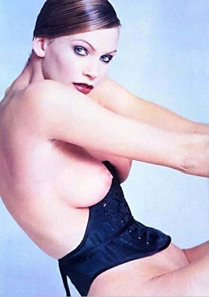Наташа Хенстридж (Natasha Henstridge) Род деятельности: Актриса