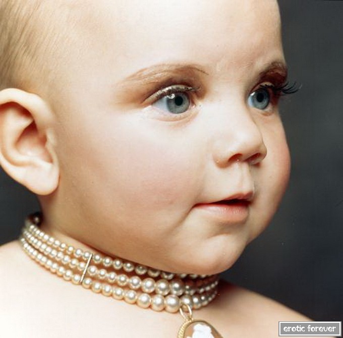 Провокационный фотограф Cornelie Tollens (эротика)