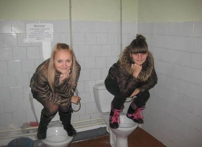 Глупые и смешные фотографии девушек из социальных сетей