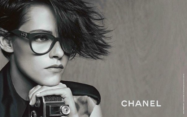 Кристен Стюарт в рекламе очков от Chanel