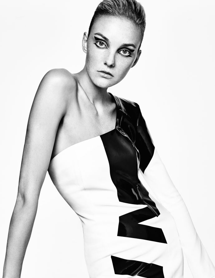 Кэролайн Трентини (Caroline Trentini) для журнала Vogue Ukraine