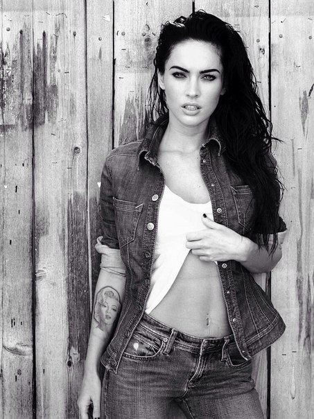 Просто фото очаровательной красотки Megan Fox
