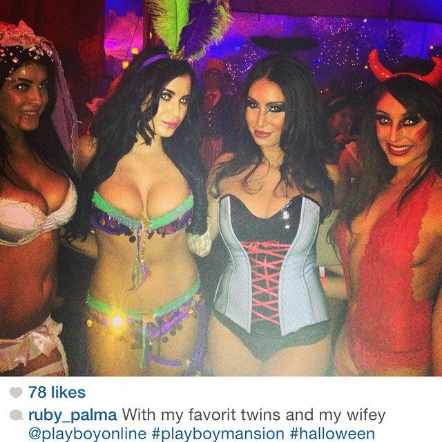 Как веселятся на вечеринке Playboy Halloween Party