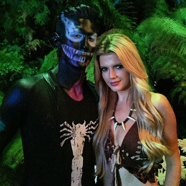 Как веселятся на вечеринке Playboy Halloween Party