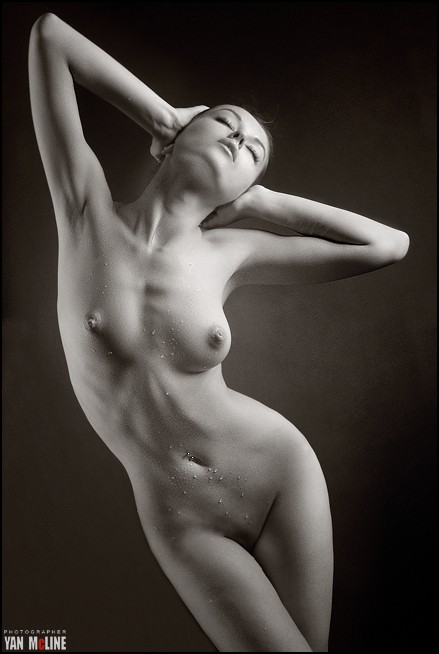 Nude girls