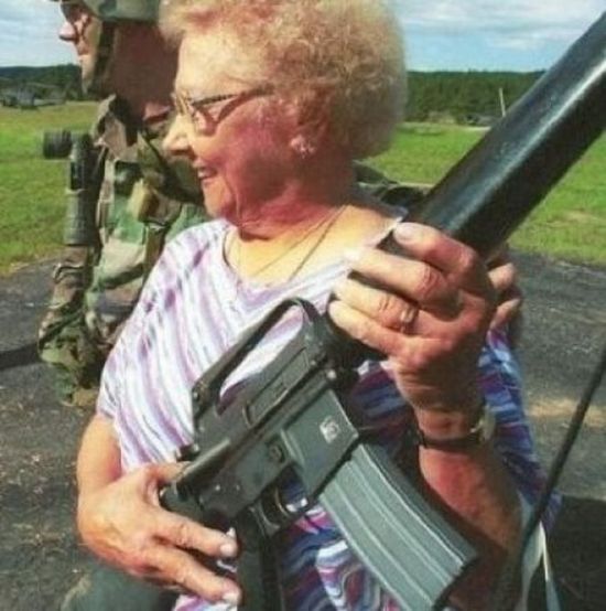 Пожилые дамы и оружие