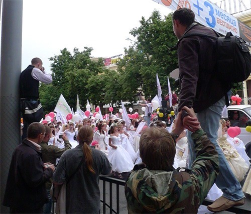 Парад невест в Курске