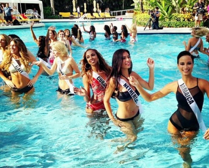 Как прошел выход в купальниках на конкурсе «Мисс Вселенная 2015»