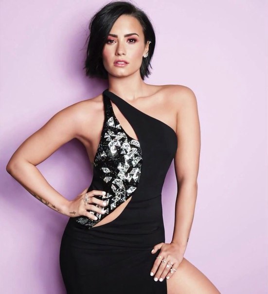 Деми Ловато в журнале Cosmopolitan. Сентябрь 2015