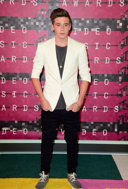 Ник Джонас и Бруклин Бекхэм на MTV VMA 2015