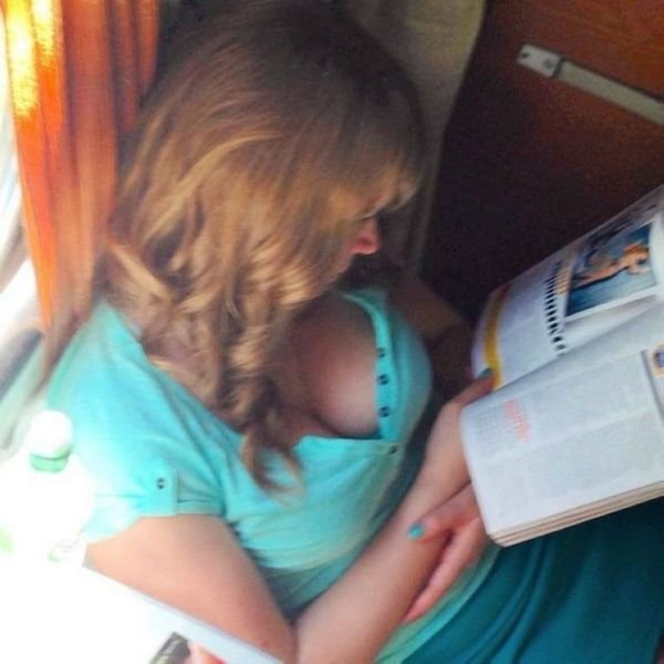 С такими попутчицами и ехать веселей