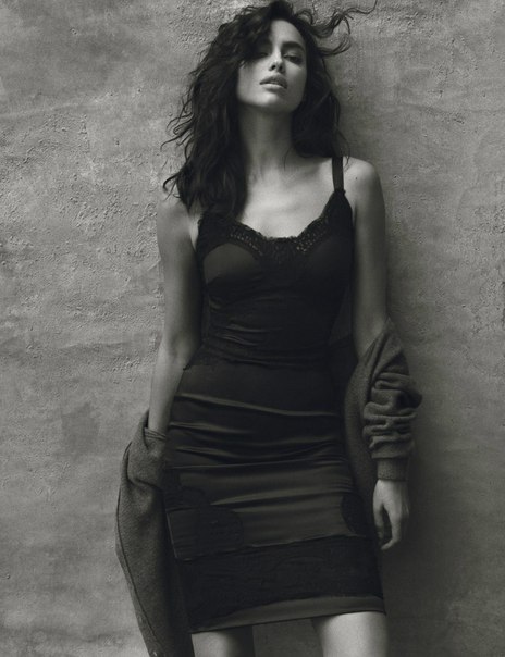 Новые фото Ирина Шейк для Harper's Bazaar Espana