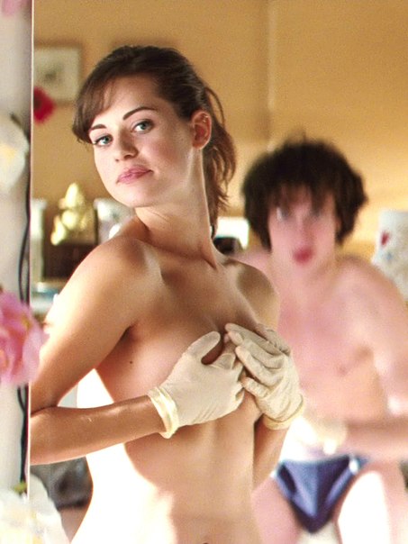 Проект "Голые знаменитости" Линдси Фонсека - Lyndsy Fonseca Nude
