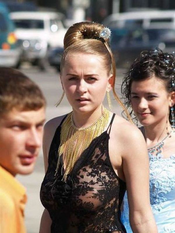 Нелепые и шокирующие наряды выпускниц