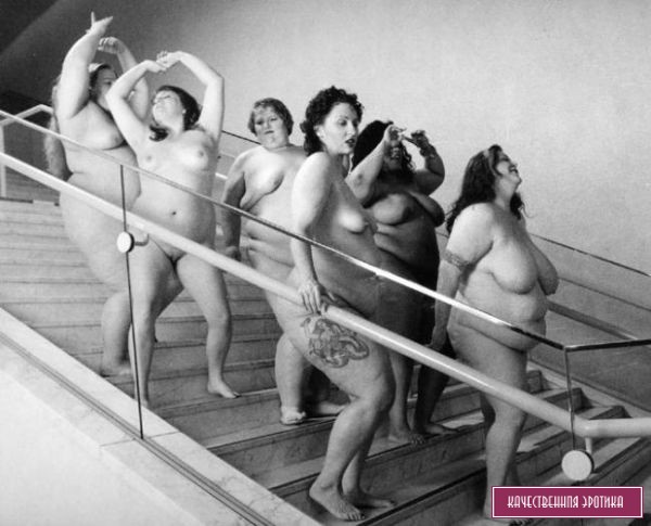 Черно-белые фотографии пышных баб