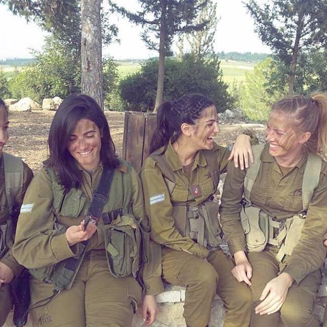 Военные девушки Израиля