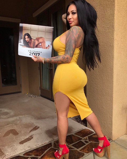 Британия Разави в Instagram