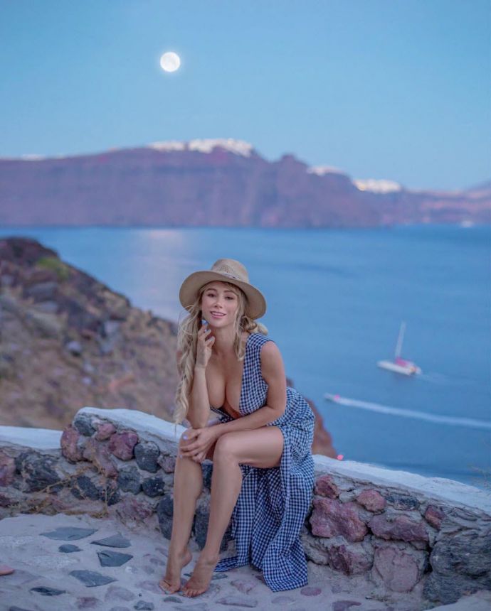 Красивые фото из Instagram Сары Андервуд