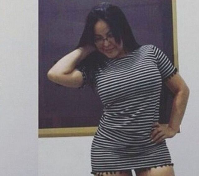 Несчастные ученики, 40 летняя учитель занималась с ними сексом :(((